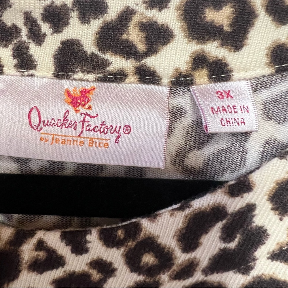 Quacker Factory Leopard Print Cardigan 3X Animal Print Button Front Stretch Top - Picture 4 of 7
